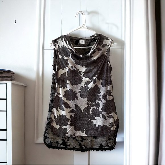 CAbi Tops - Cabi Floral Tango Tank Top